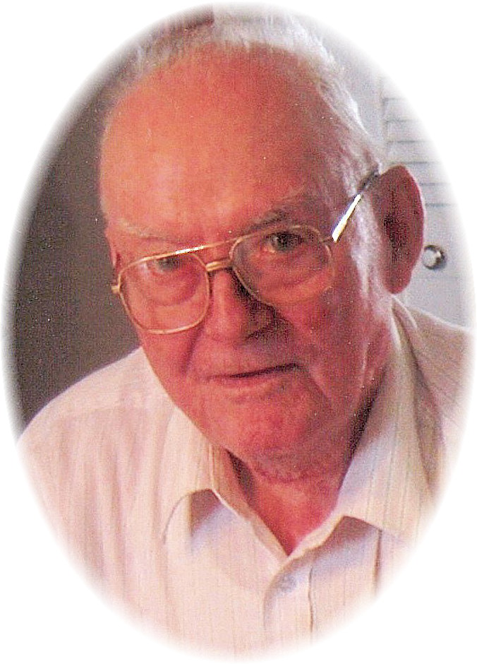 HAMILTON, William “Bill” 1924 – 2015