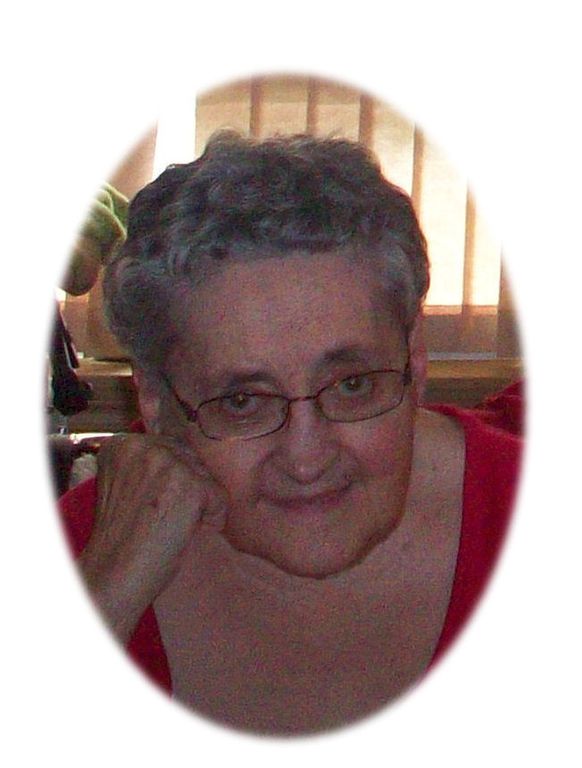 HOLOBOFF, Muriel Doreen  1935 – 2012